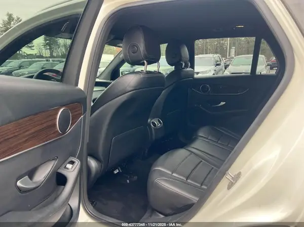 W1N0G8EB4LF828258 2020 MERCEDES-BENZ GLC - Image 8