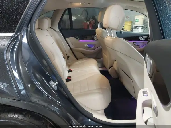 W1N0G8EB4LF841883 2020 MERCEDES-BENZ GLC - Image 8