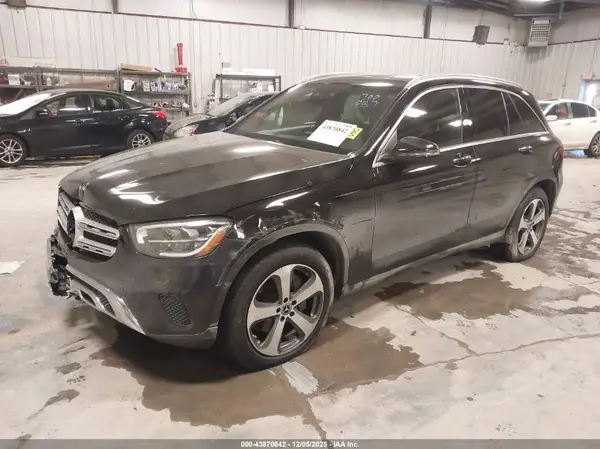 W1N0G8EB4LF863866 2020 MERCEDES-BENZ GLC - Image 2