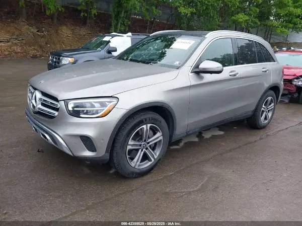 W1N0G8EB4MF891863 2021 MERCEDES-BENZ GLC - Image 2