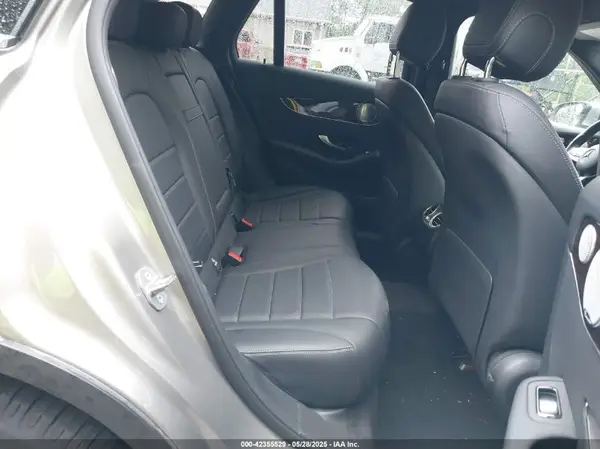 W1N0G8EB4MF891863 2021 MERCEDES-BENZ GLC - Image 8
