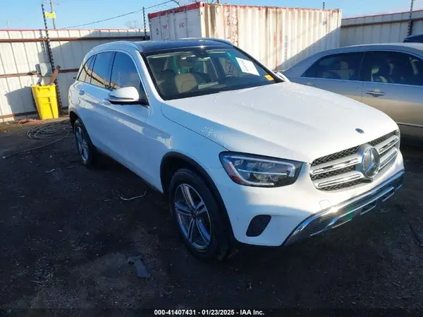 W1N0G8EB4MV274579 2021 MERCEDES-BENZ GLC - Image 1