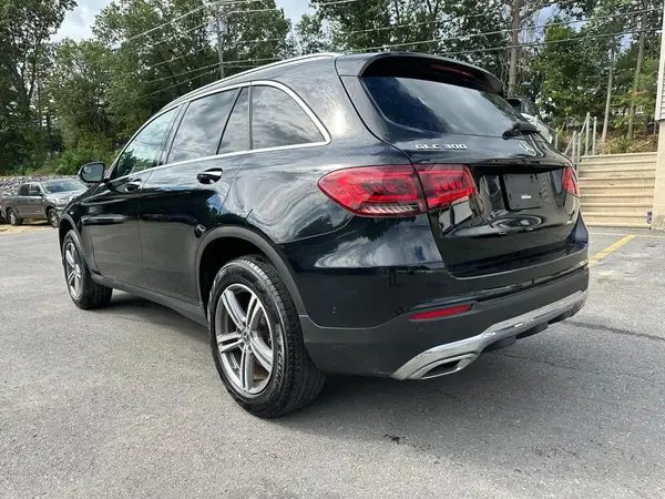 W1N0G8EB4MV280673 2021 MERCEDES-BENZ GLC - Image 2