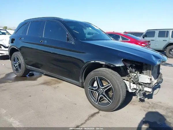 W1N0G8EB4NV376966 2022 MERCEDES-BENZ GLC - Image 1