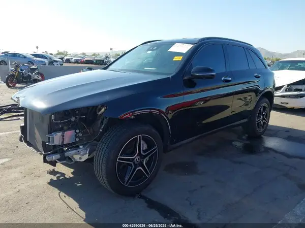 W1N0G8EB4NV376966 2022 MERCEDES-BENZ GLC - Image 2