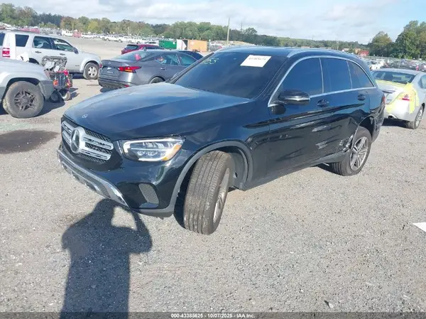 W1N0G8EB5LF809153 2020 MERCEDES-BENZ GLC - Image 2