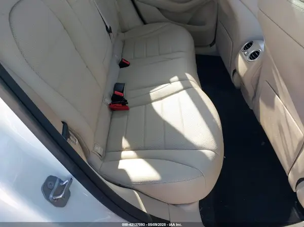 W1N0G8EB5LF815373 2020 MERCEDES-BENZ GLC - Image 8