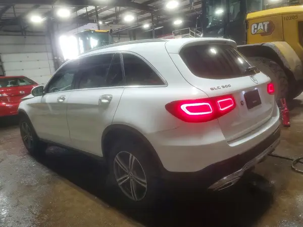 W1N0G8EB5LF859566 2020 MERCEDES-BENZ GLC - Image 2