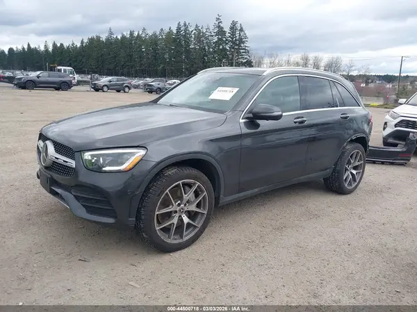 W1N0G8EB5LF866310 2020 MERCEDES-BENZ GLC - Image 2