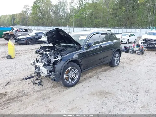 W1N0G8EB5NV353664 2022 MERCEDES-BENZ GLC - Image 2
