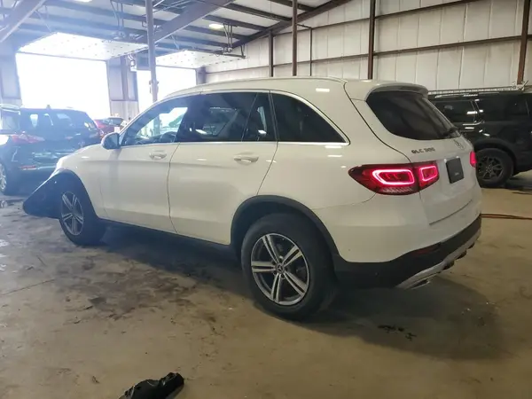 W1N0G8EB6LF768497 2020 MERCEDES-BENZ GLC - Image 2