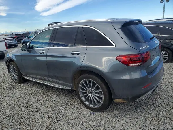W1N0G8EB6LF830111 2020 MERCEDES-BENZ GLC - Image 2