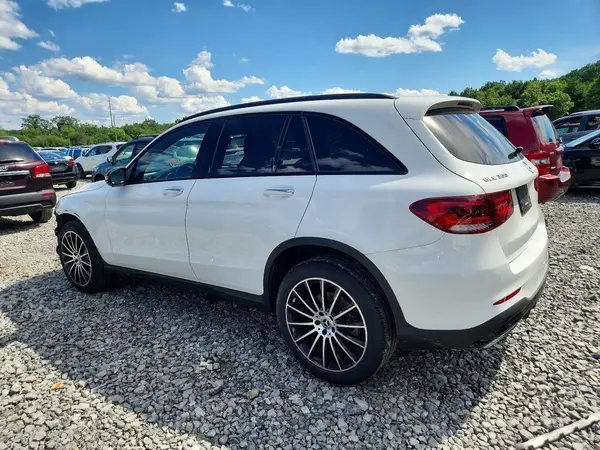 W1N0G8EB6LF851623 2020 MERCEDES-BENZ GLC - Image 2