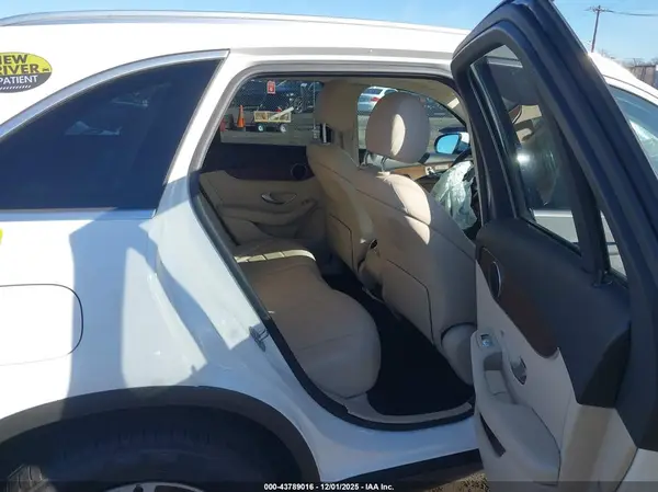 W1N0G8EB6LF855543 2020 MERCEDES-BENZ GLC - Image 8