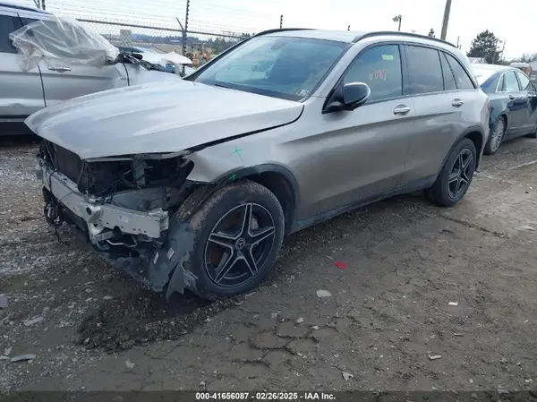 W1N0G8EB6LF856336 2020 MERCEDES-BENZ GLC - Image 2