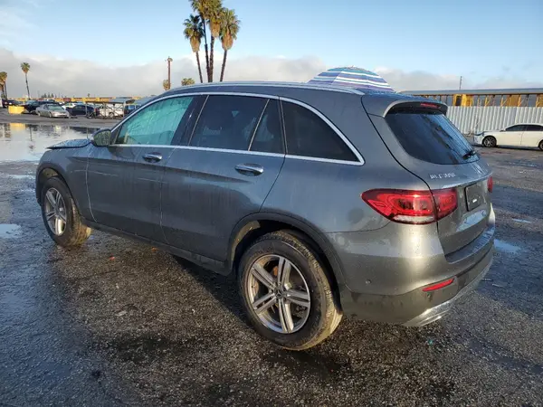 W1N0G8EB6MV297927 2021 MERCEDES-BENZ GLC - Image 2