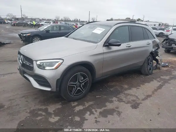 W1N0G8EB6NG071179 2022 MERCEDES-BENZ GLC - Image 2
