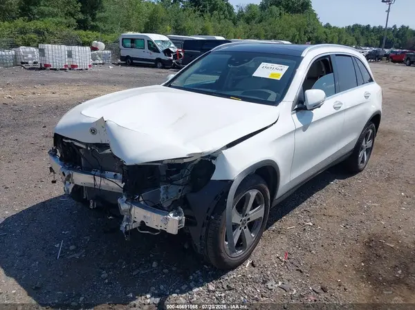 W1N0G8EB7LF803659 2020 MERCEDES-BENZ GLC - Image 2