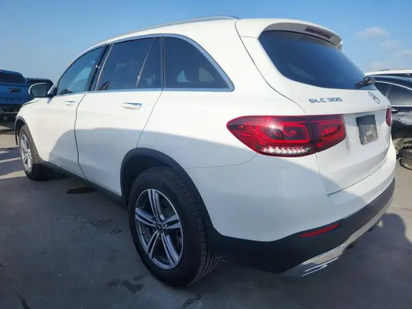 W1N0G8EB7LF810711 2020 MERCEDES-BENZ GLC - Image 2