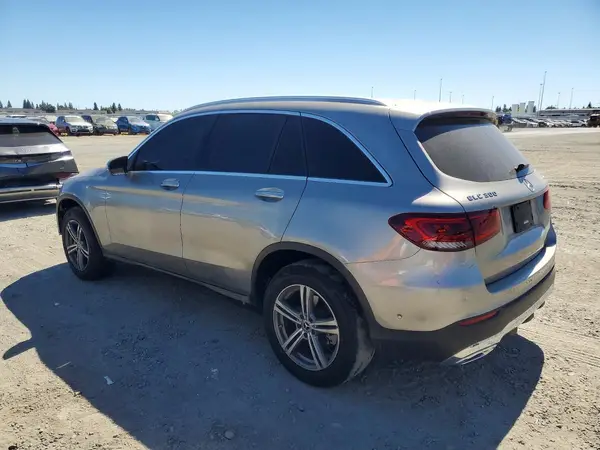 W1N0G8EB7LF825984 2020 MERCEDES-BENZ GLC - Image 2
