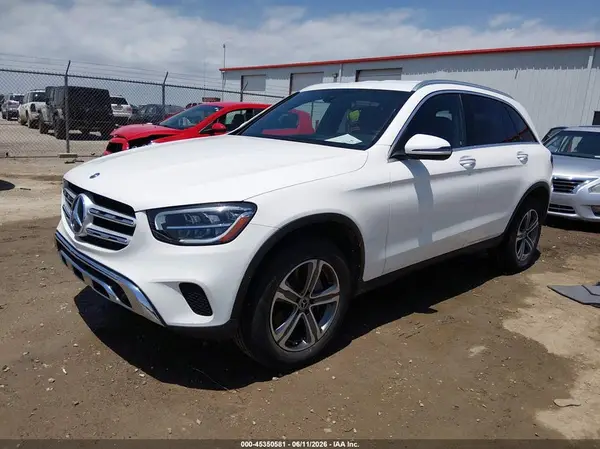 W1N0G8EB7LF845247 2020 MERCEDES-BENZ GLC - Image 2
