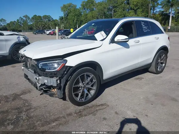 W1N0G8EB7LF852666 2020 MERCEDES-BENZ GLC - Image 2