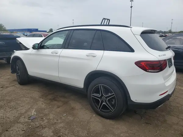 W1N0G8EB7MF890058 2021 MERCEDES-BENZ GLC - Image 2