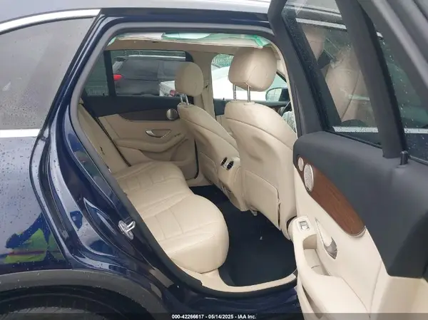 W1N0G8EB7MF919817 2021 MERCEDES-BENZ GLC - Image 8