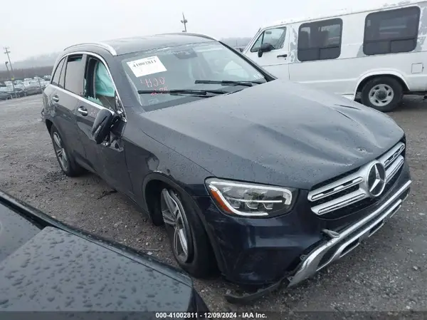 W1N0G8EB7NG093109 2022 MERCEDES-BENZ GLC - Image 1