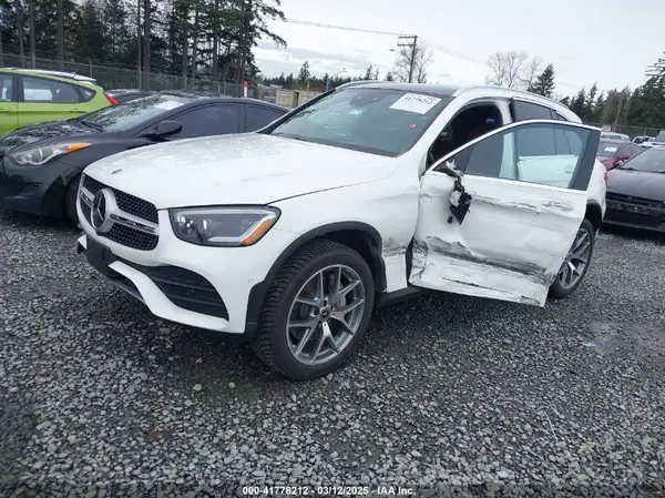 W1N0G8EB7NG102309 2022 MERCEDES-BENZ GLC - Image 2