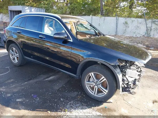 W1N0G8EB7NV343783 2022 MERCEDES-BENZ GLC - Image 1