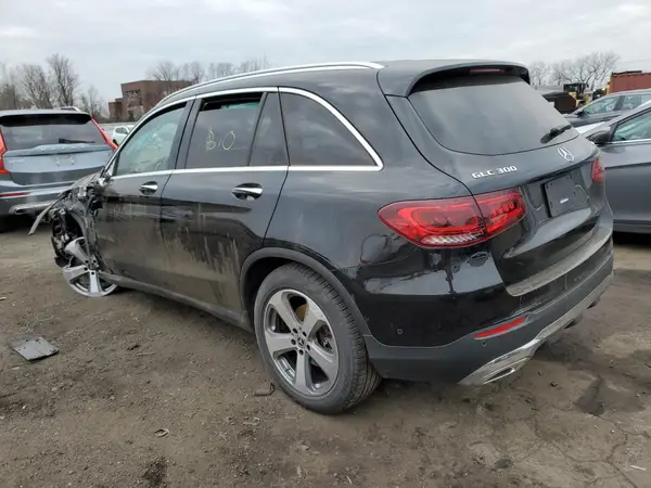 W1N0G8EB7NV373740 2022 MERCEDES-BENZ GLC - Image 2
