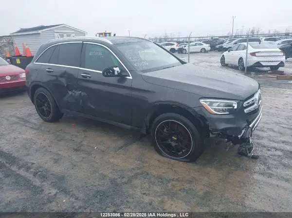 W1N0G8EB7NV375889 2022 MERCEDES-BENZ GLC - Image 1