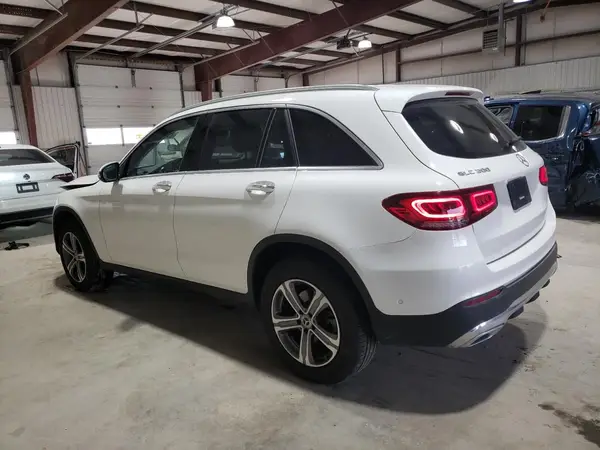 W1N0G8EB7NV382518 2022 MERCEDES-BENZ GLC - Image 2