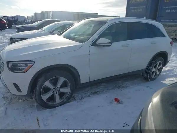 W1N0G8EB7NV384740 2022 MERCEDES-BENZ GLC - Image 2