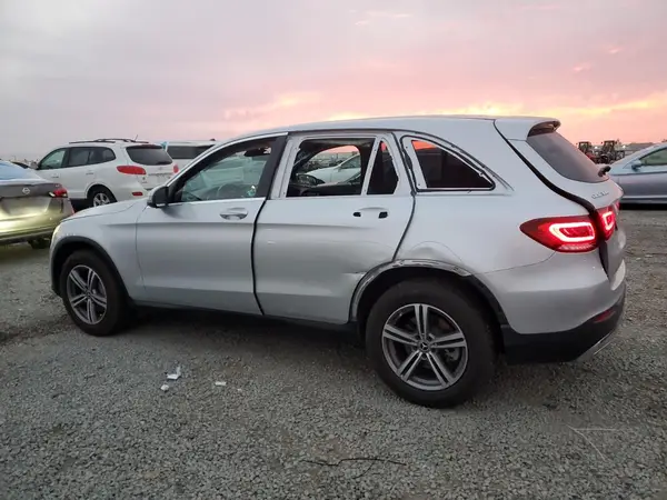 W1N0G8EB8LF786242 2020 MERCEDES-BENZ GLC - Image 2