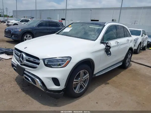 W1N0G8EB8LF856144 2020 MERCEDES-BENZ GLC - Image 2