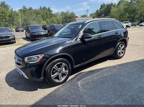 W1N0G8EB8LF863403 2020 MERCEDES-BENZ GLC - Image 2