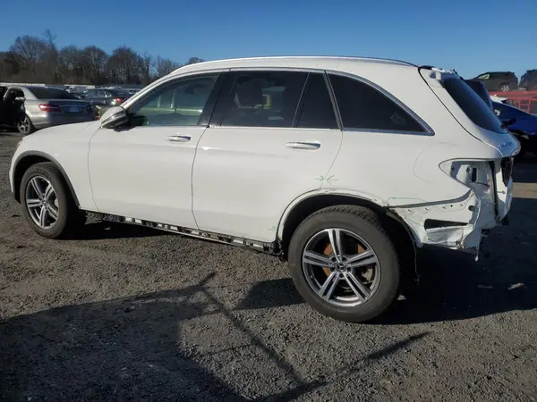 W1N0G8EB8MF905280 2021 MERCEDES-BENZ GLC - Image 2