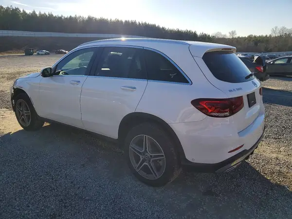 W1N0G8EB8MF999547 2021 MERCEDES-BENZ GLC - Image 2