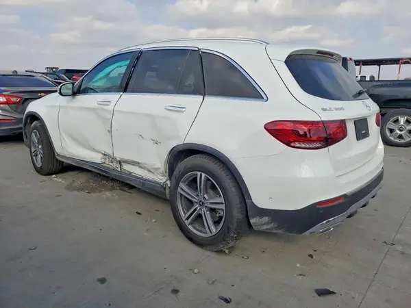 W1N0G8EB8MV287691 2021 MERCEDES-BENZ GLC - Image 2