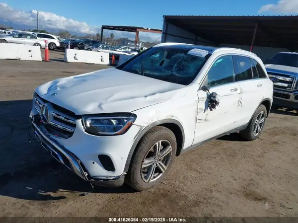 W1N0G8EB8MV308670 2021 MERCEDES-BENZ GLC - Image 2