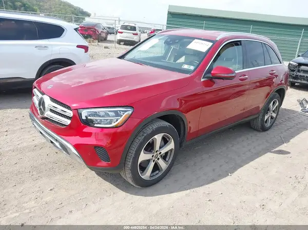W1N0G8EB8NV350077 2022 MERCEDES-BENZ GLC - Image 2