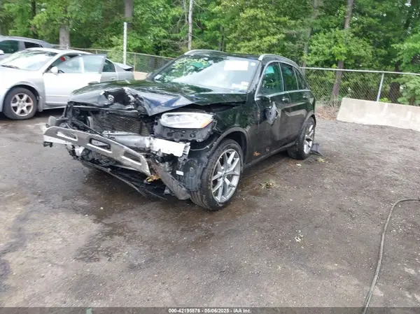 W1N0G8EB9LF817921 2020 MERCEDES-BENZ GLC - Image 2