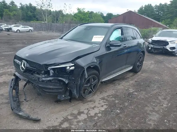 W1N0G8EB9LF820155 2020 MERCEDES-BENZ GLC - Image 2