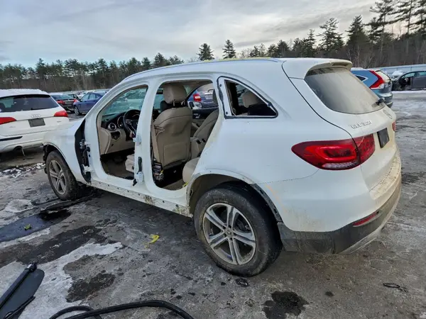 W1N0G8EB9LF831379 2020 MERCEDES-BENZ GLC - Image 2