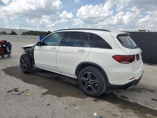W1N0G8EB9LF839255 2020 MERCEDES-BENZ GLC - Image 2