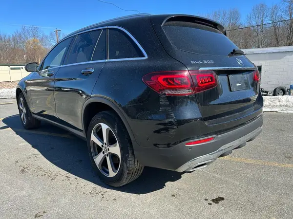 W1N0G8EB9MF956495 2021 MERCEDES-BENZ GLC - Image 2