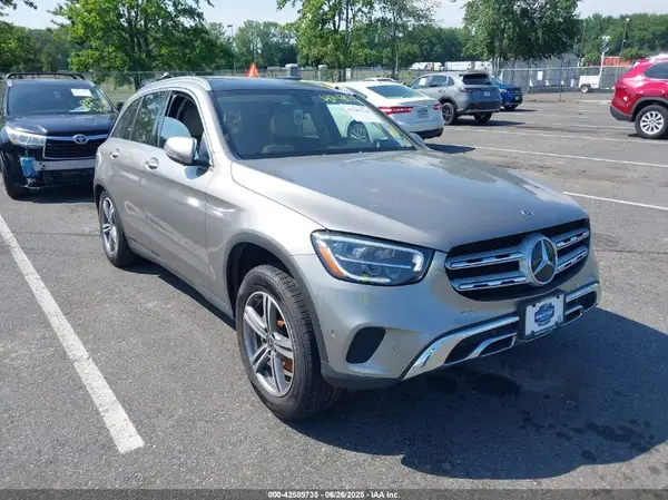 W1N0G8EBXMF879930 2021 MERCEDES-BENZ GLC - Image 1