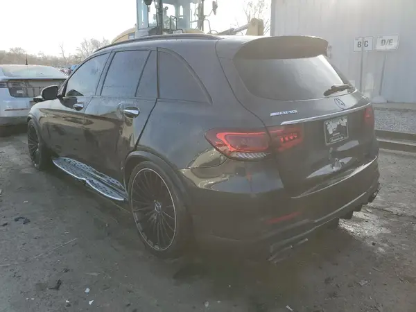 W1N0G8JB8LF786859 2020 MERCEDES-BENZ GLC - Image 2